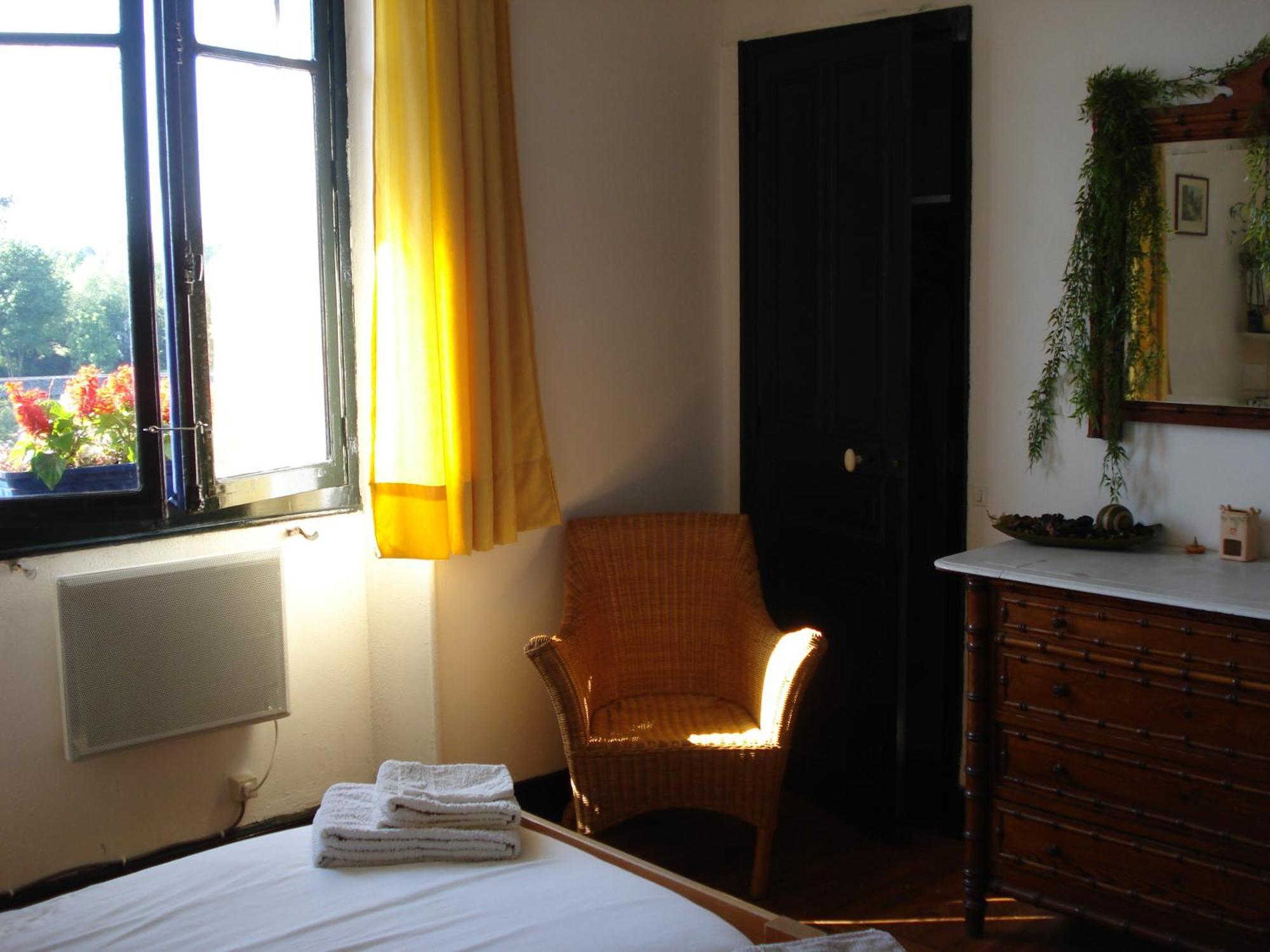 Bed & Breakfast Chambres D'hotes Notre Paradis *