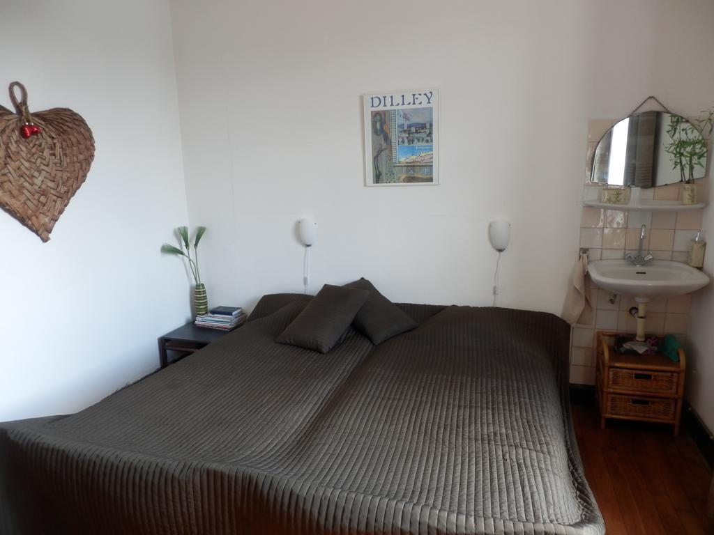 Chambres D'hotes Notre Paradis Bed & Breakfast *
